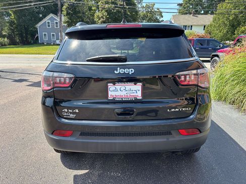 Used 2021 Jeep Compass Limited w/ Sun and Sound Group AWD/4WD image 5