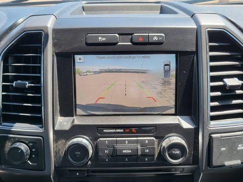 Used 2017 Ford F150 XLT w/ Equipment Group 302A Luxury AWD/4WD image 39