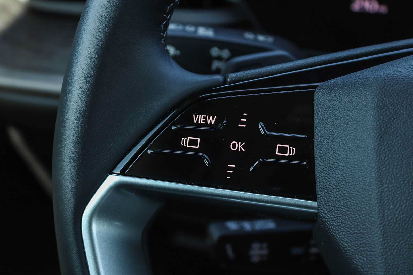 Used 2025 Audi Q5 Premium w/ Convenience Package AWD/4WD image 18