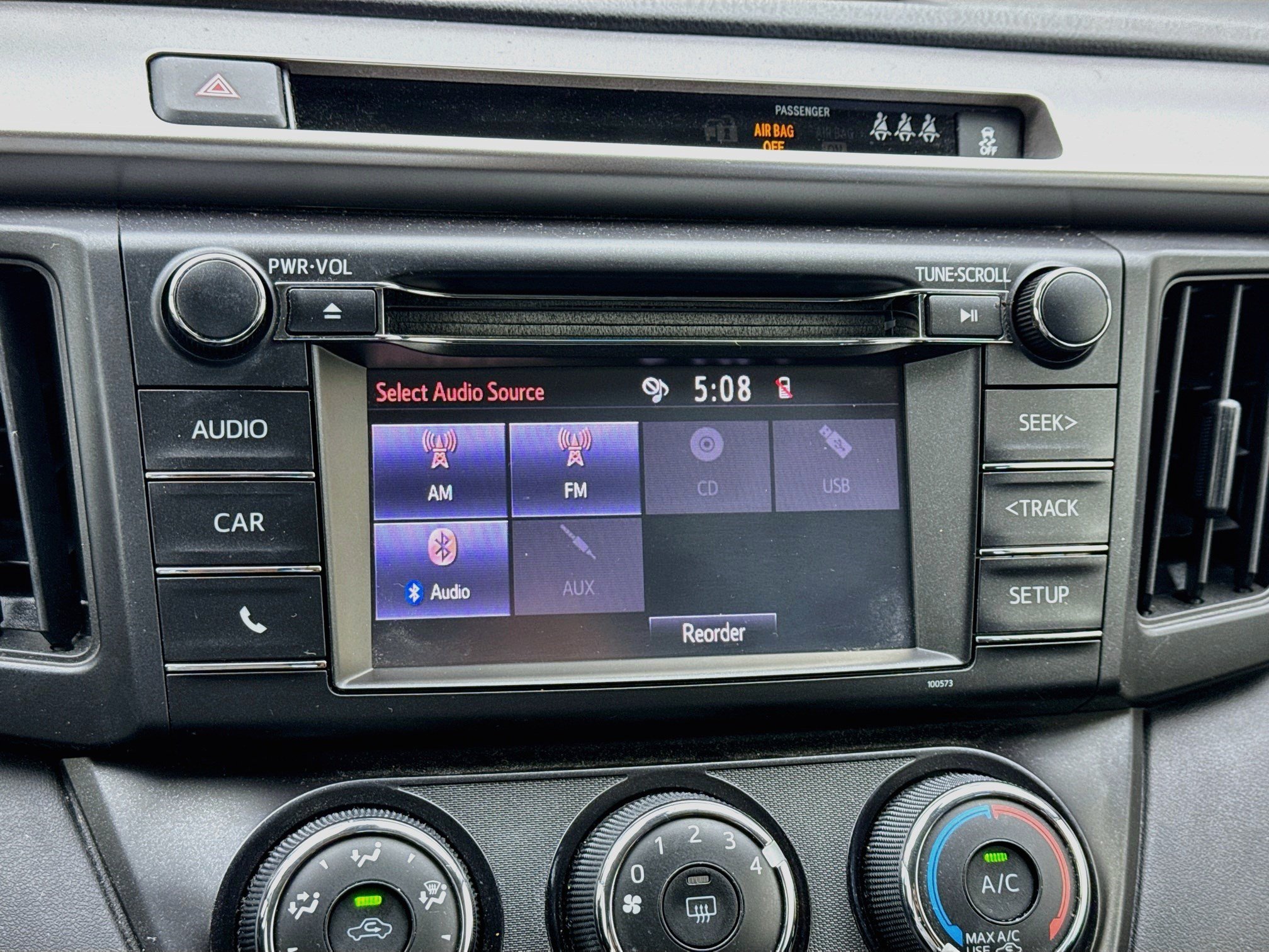Used 2018 Toyota RAV4 LE w/ All Weather Liner Package FWD image 11