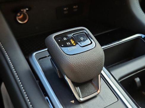 New 2026 Nissan Pathfinder SV image 11