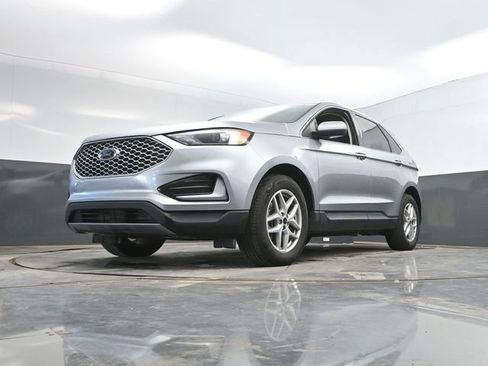 Used 2024 Ford Edge SEL AWD/4WD image 46