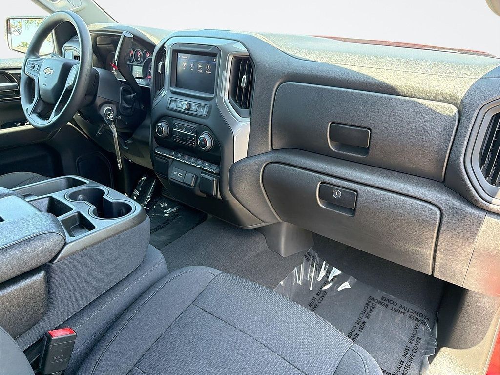 Used 2021 Chevrolet Silverado 1500 Custom RWD image 29
