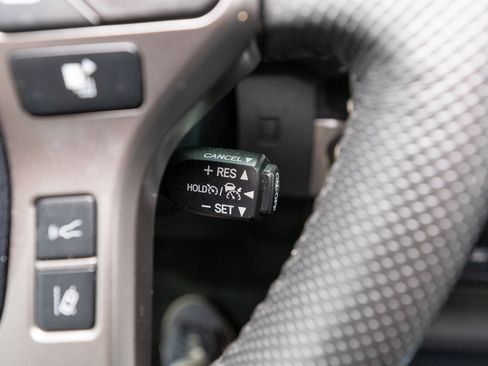 Used 2023 Toyota Tacoma SR5 w/ Technology Package RWD image 27
