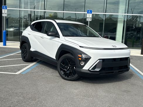 New 2026 Hyundai Kona SEL Sport FWD image 2