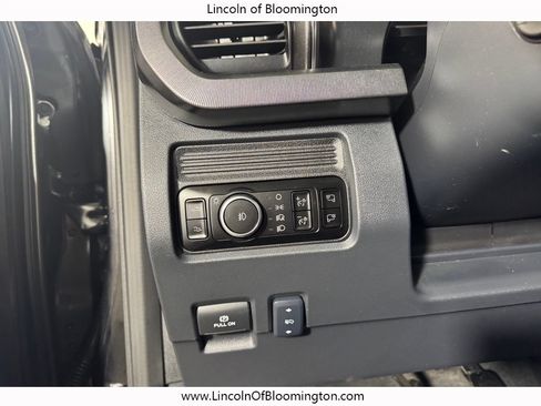 Used 2026 Ford F350 Platinum w/ Tremor Off-Road Package AWD/4WD image 21
