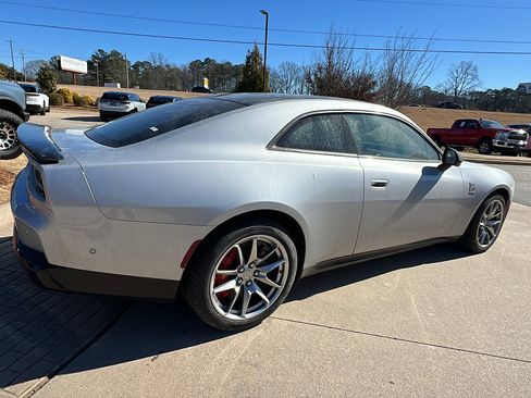 Used 2024 Dodge Charger Scat Pack w/ Plus Group image 8