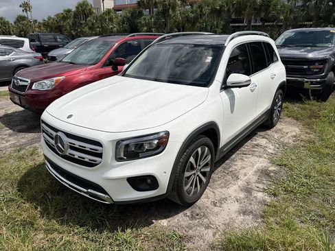 Used 2020 Mercedes-Benz GLB 250 image 6