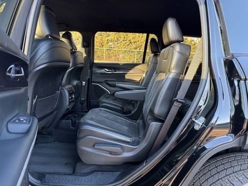 Used 2021 Jeep Grand Cherokee L Laredo image 13