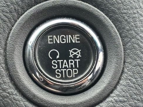 Used 2014 Ford Taurus Limited image 33