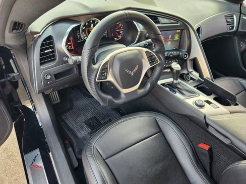 Used 2014 Chevrolet Corvette Stingray Coupe image 27