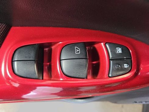 Used 2015 Nissan Juke SV w/ Technology Package AWD/4WD image 32