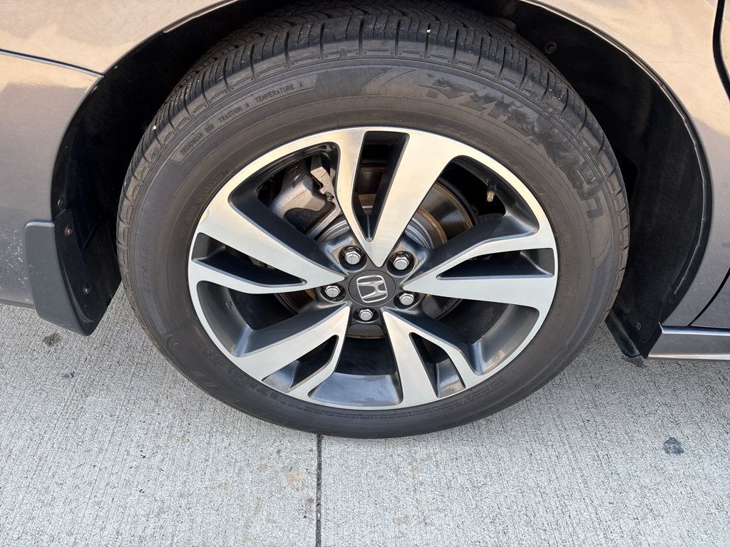Used 2023 Honda Odyssey Touring image 27