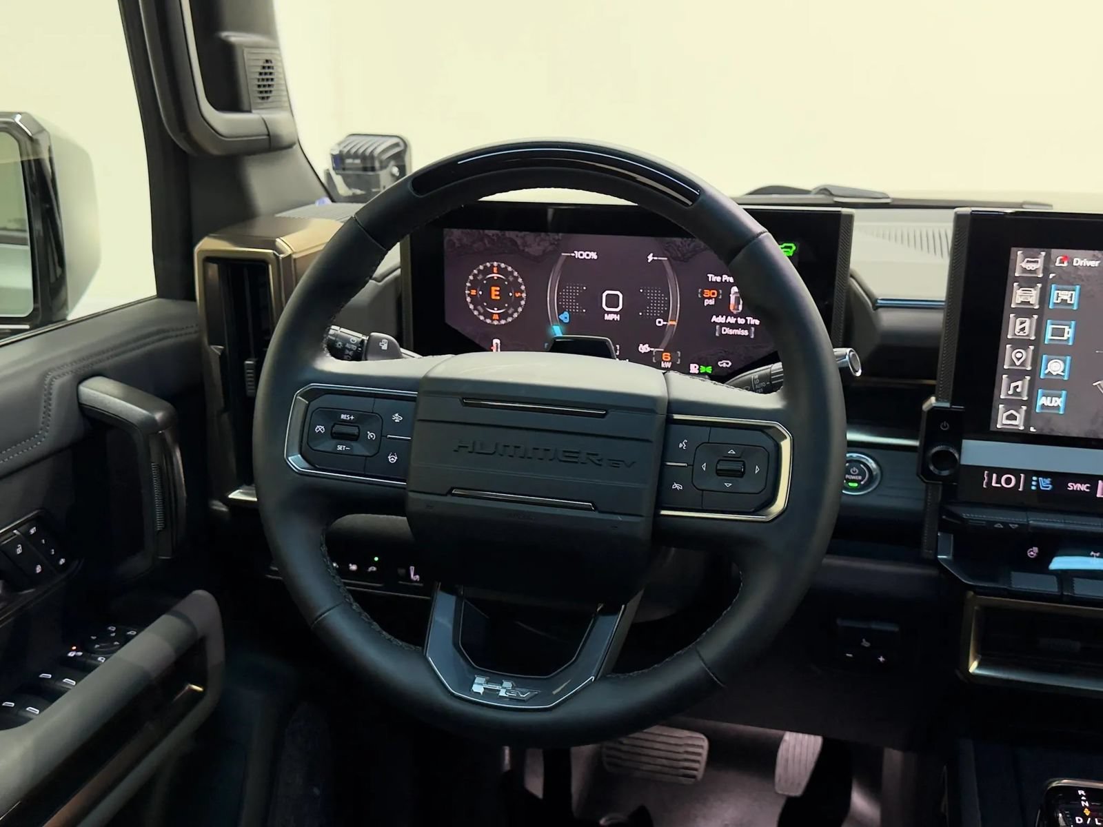 Used 2024 GMC Hummer EV 3X w/ Extreme Off-Road Package AWD/4WD image 27