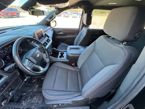 Used 2023 Chevrolet Suburban LS image 26