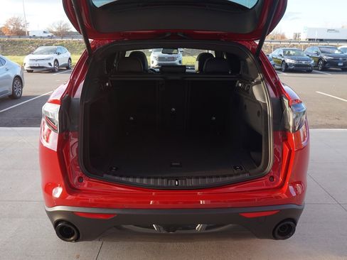 New 2024 Alfa Romeo Stelvio Sprint image 8