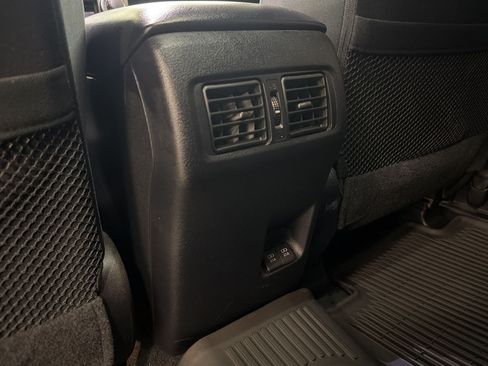 Used 2021 Toyota 4Runner SR5 AWD/4WD image 33