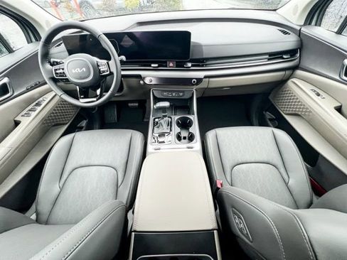 New 2026 Kia Carnival SX image 13