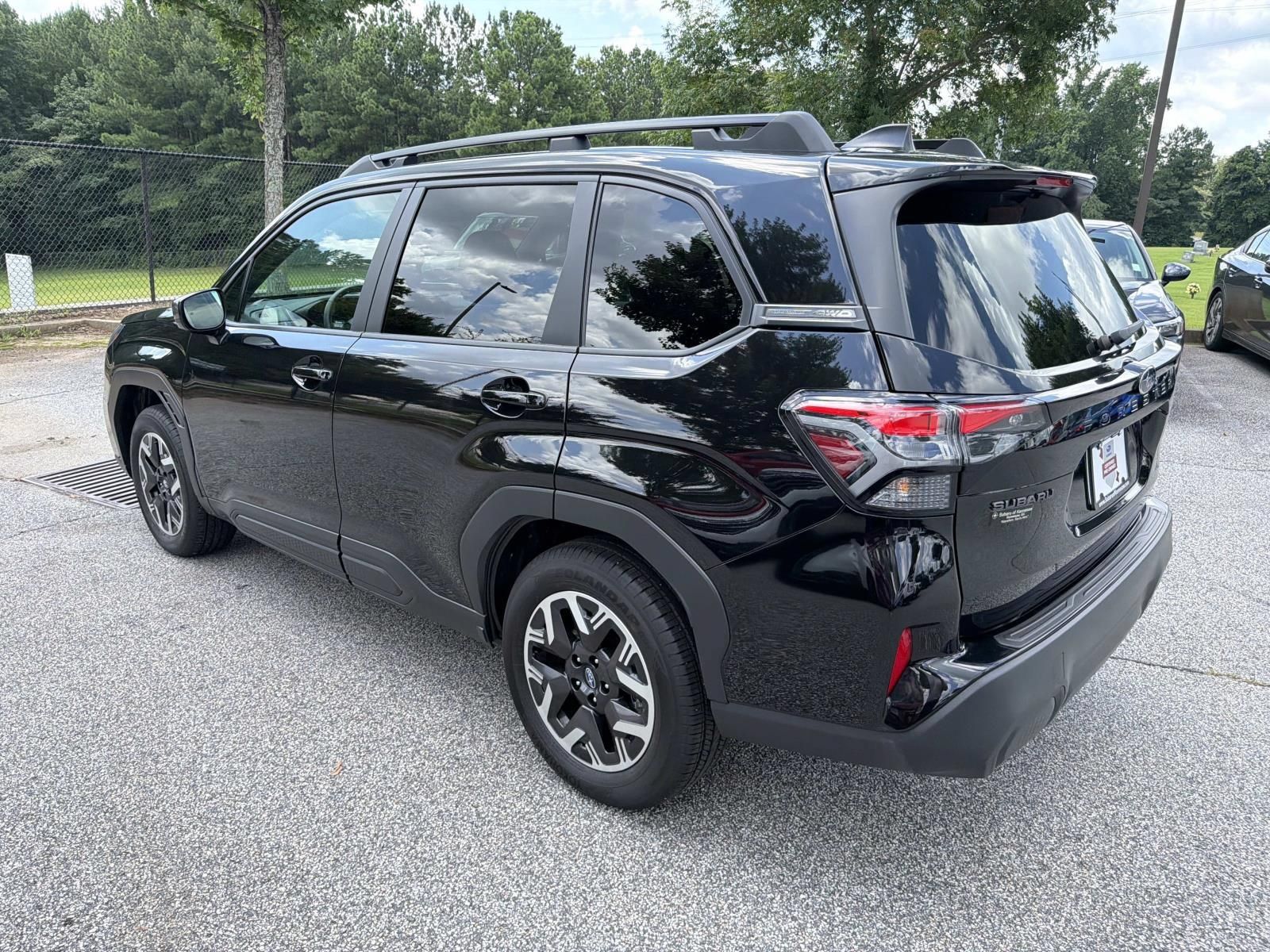 Certified 2026 Subaru Forester Premium AWD/4WD image 6