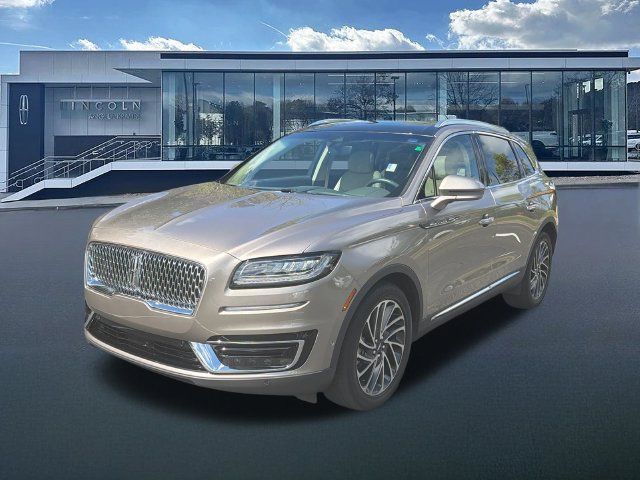 Used 2020 Lincoln Nautilus Reserve w/ Equipment Group 201A FWD image 3