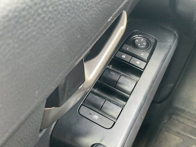 Used 2024 Toyota Tacoma TRD Sport AWD/4WD image 34