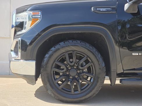 Used 2020 GMC Sierra 1500 SLT RWD image 41