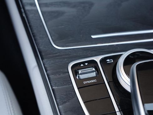 Used 2018 Mercedes-Benz C 300 4MATIC Cabriolet image 34