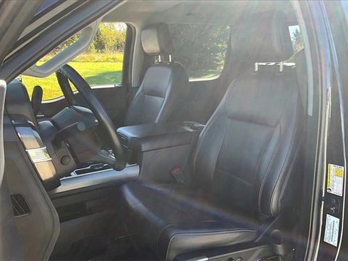 Used 2024 Ford F250 Lariat image 25