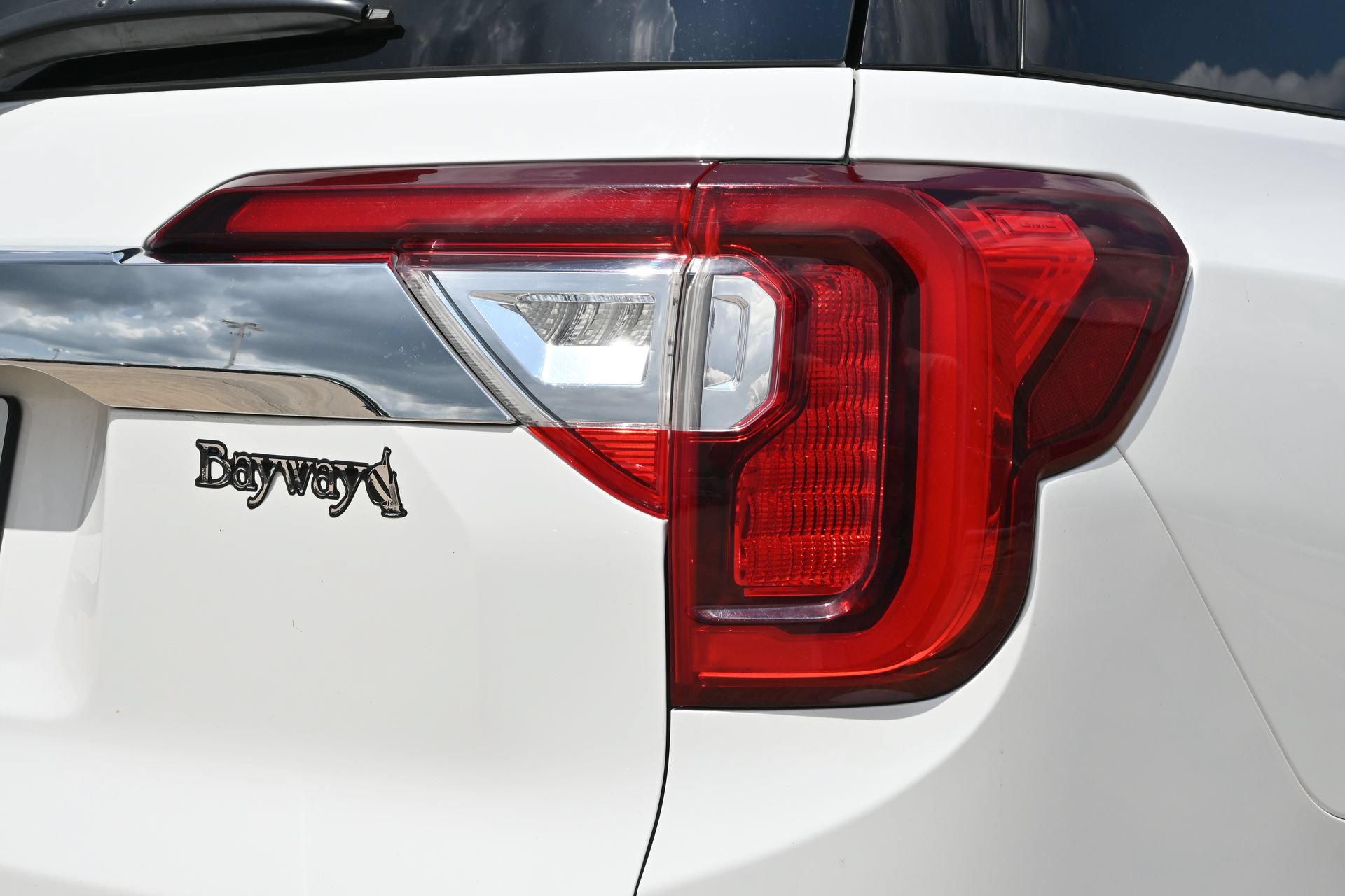 Used 2023 GMC Acadia Denali AWD/4WD image 22