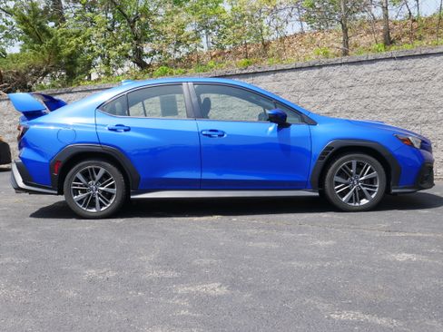 Used 2022 Subaru WRX AWD/4WD image 8