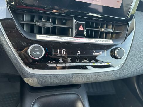 Used 2024 Toyota Corolla LE FWD image 26
