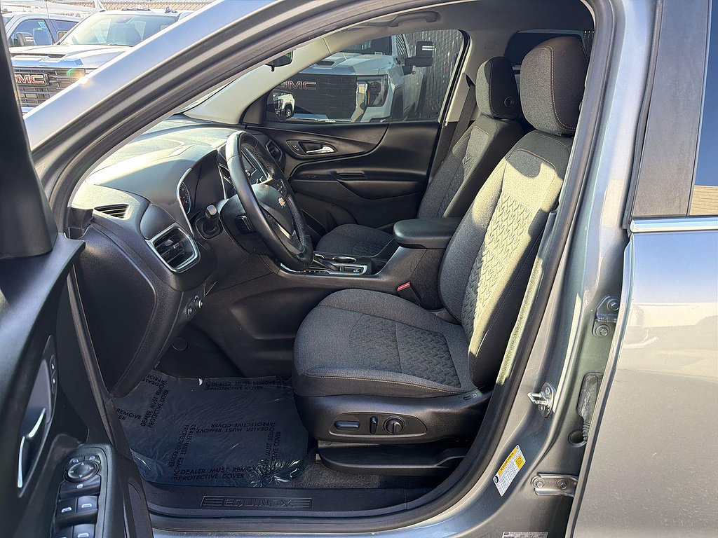 Used 2024 Chevrolet Equinox LT FWD image 17