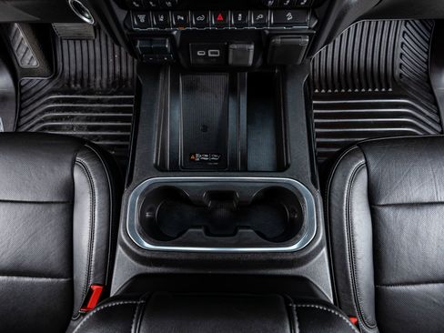 Used 2020 Chevrolet Silverado 2500 LTZ w/ LTZ Premium Package image 24