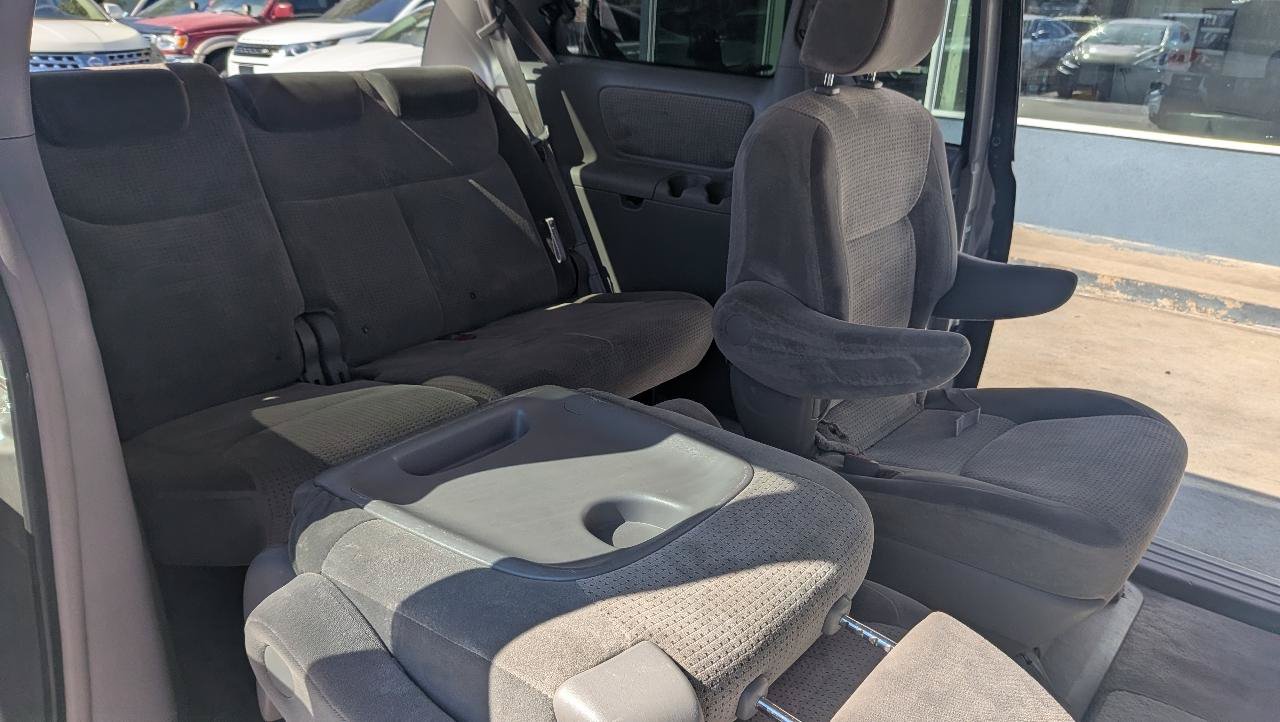 Used 2008 Toyota Sienna LE FWD image 15