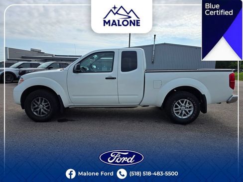 Used 2021 Nissan Frontier SV AWD/4WD image 3