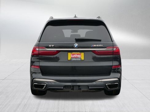 Used 2022 BMW X7 M50i image 6