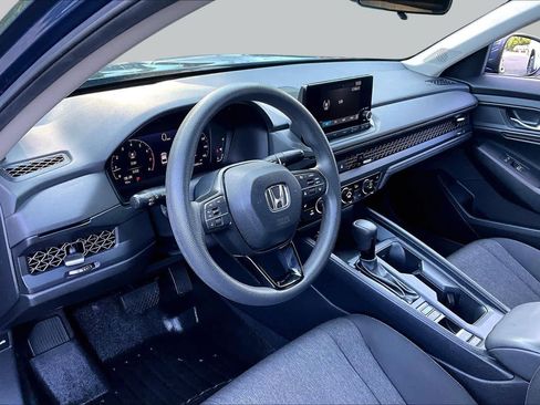 Used 2023 Honda Accord EX image 17