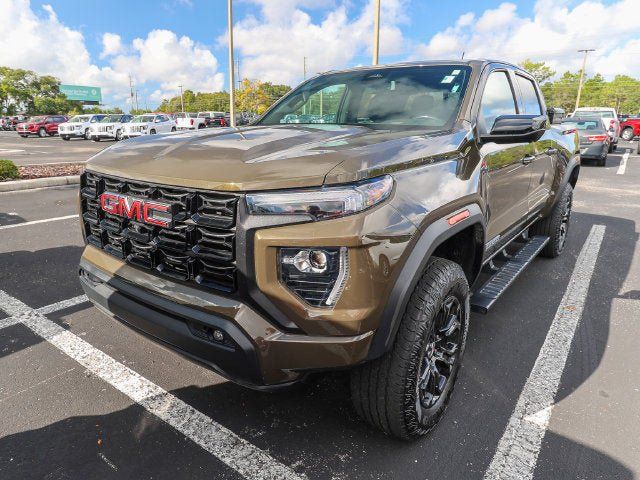 Used 2024 GMC Canyon Elevation w/ Convenience Package RWD image 2