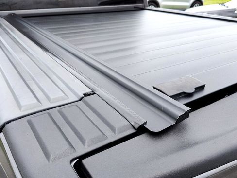 Used 2014 RAM 1500 Laramie w/ Convenience Group image 7