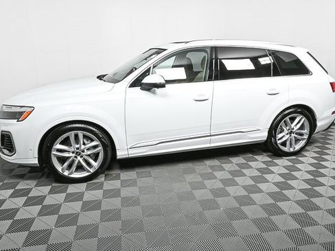 New 2025 Audi Q7 3.0T Premium Plus image 32