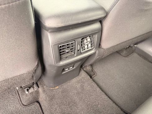 Used 2024 Toyota RAV4 XLE FWD image 26