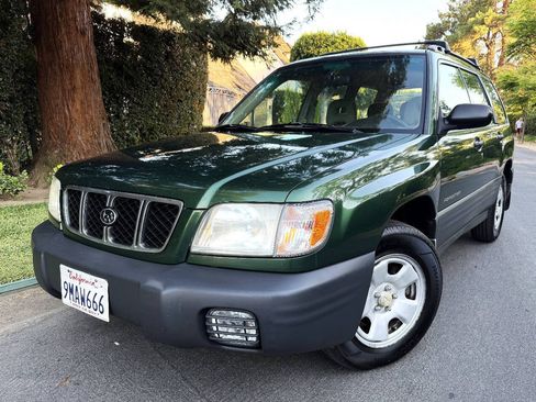 Used 2002 Subaru Forester L AWD/4WD image 2