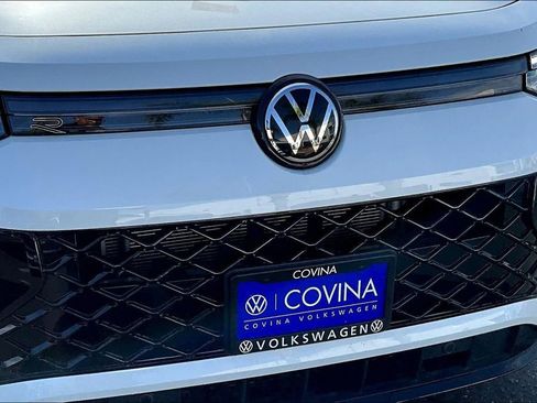 New 2026 Volkswagen Tiguan SE R-Line image 31