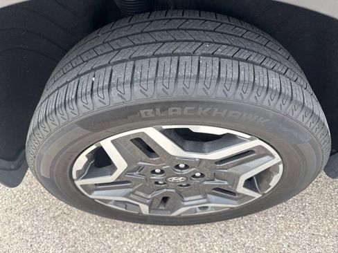 Used 2023 Hyundai Santa Fe Limited image 20