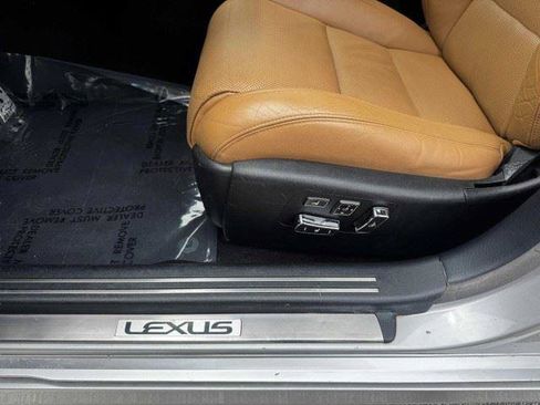 Used 2014 Lexus LS 460 w/ F Sport Package RWD image 17