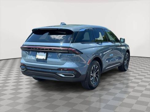 Used 2026 Lincoln Nautilus Premier w/ Equipment Group 102A AWD/4WD image 3