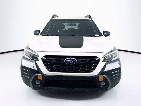 Used 2022 Subaru Outback Wilderness AWD/4WD image 5