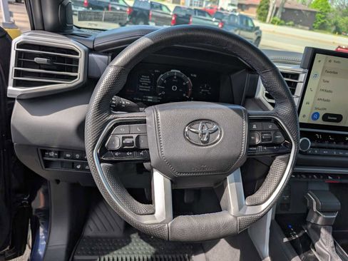 Used 2025 Toyota Tundra Platinum AWD/4WD image 33