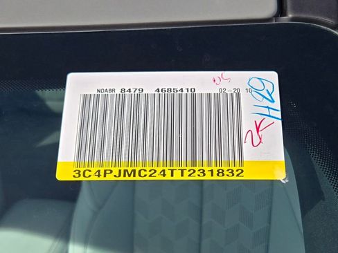 New 2026 Jeep Cherokee Overland image 32