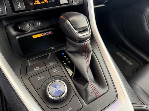 Certified 2025 Toyota RAV4 XSE image 17